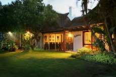 Thatchwood Country Lodge